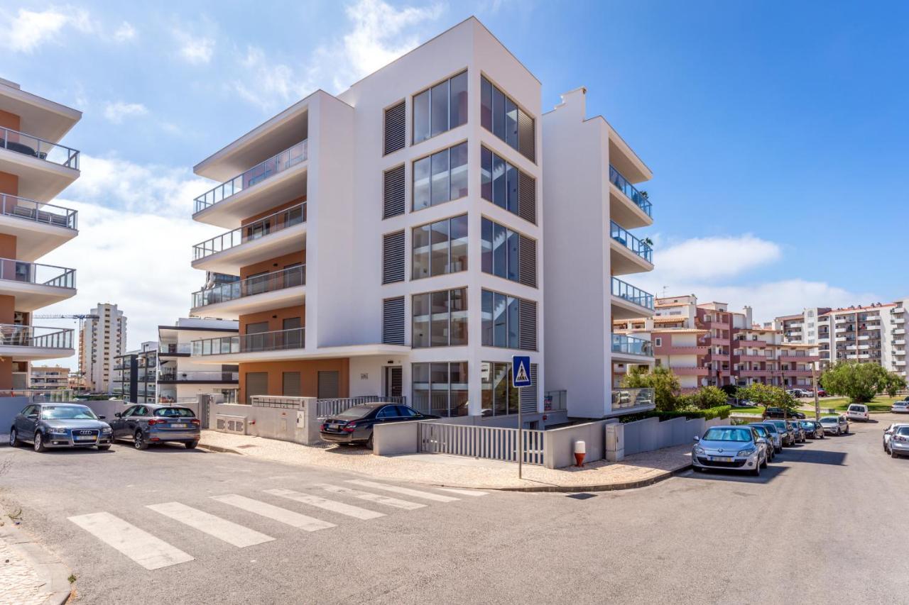 Sunny Brand New 2-Bedroom Apt - 500M From Praia Da Rocha With Ac And Pool! Portimão Exterior foto
