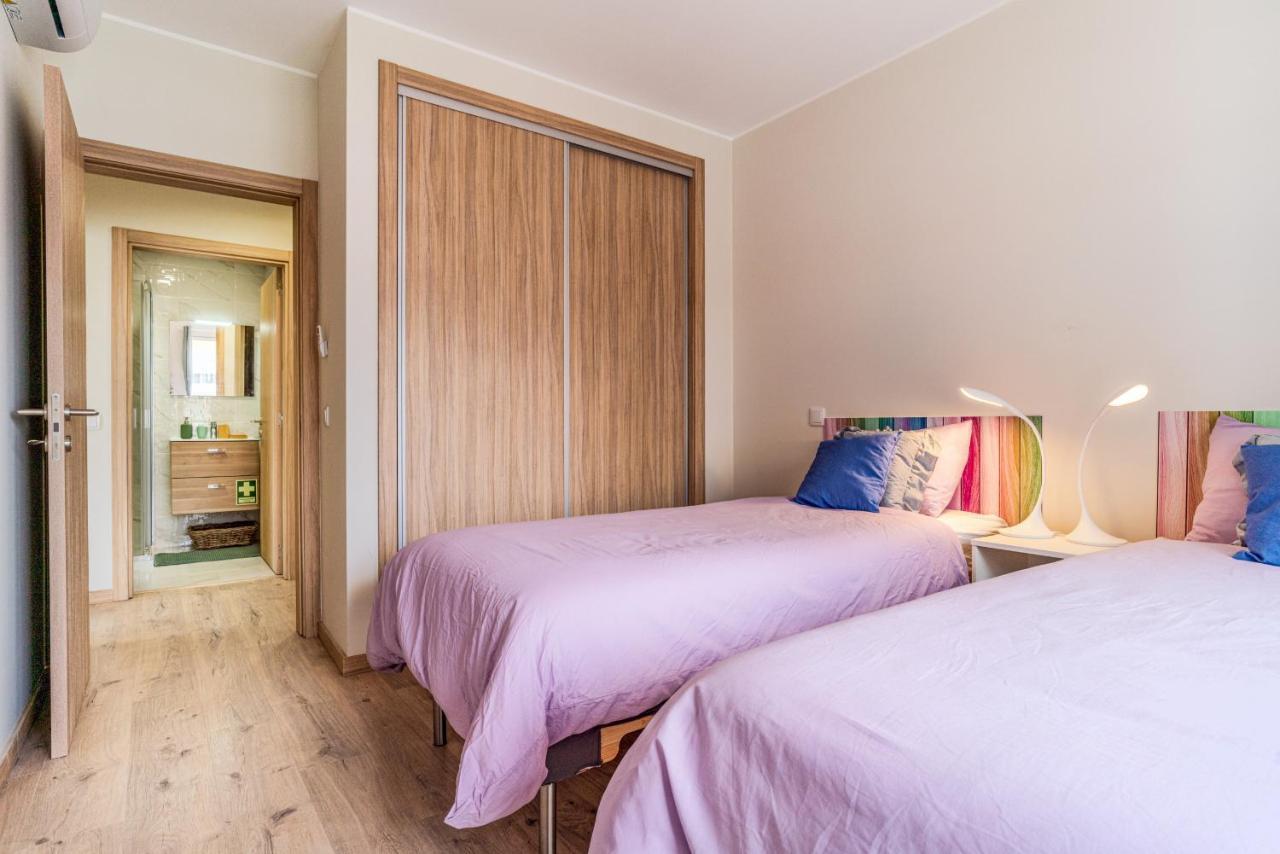 Sunny Brand New 2-Bedroom Apt - 500M From Praia Da Rocha With Ac And Pool! Portimão Exterior foto